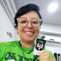 Alyne Pirovani Castro