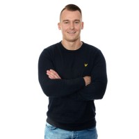 Bas K.