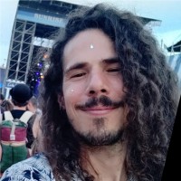 Andrés López González