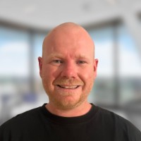 Brett Earle