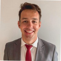 João Pedro Schmeikal, Cfp®