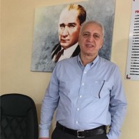 Ahmet Zeki̇ Yüzer