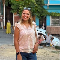 Esra Dokuzluoğlu