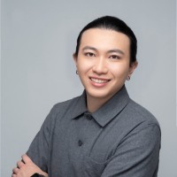 Shyen-Yi Low