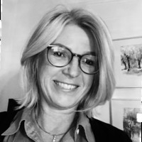 Karin Mueller