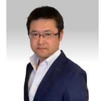 飛崎卓也