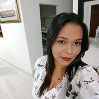 Vivian L Robles