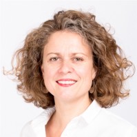 Nadia Robert