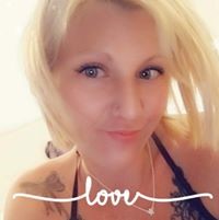 LORIE D WILROY