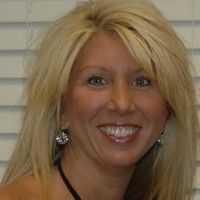 Yonna Acuff