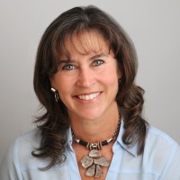Elaine Dubé