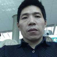 Lee TOM