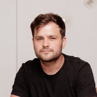 Adam Larsson