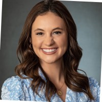 Macy Wade, Mba