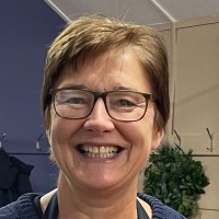 Kim Lowe