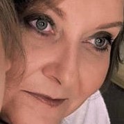 Tracey Hoey