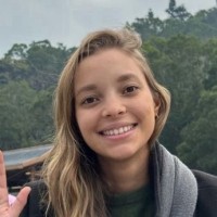 Aline Pinheiro