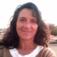 Claudia Holzel