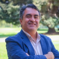 Luis Santander Vega