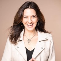 Tracey Erin Smith