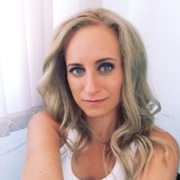 Anna Genova