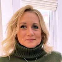 Helen Ruddle
