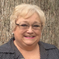 Colleen L Jones