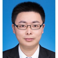王新龙