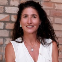 Dra. Anita Mannsbart