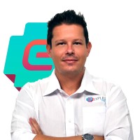 Luiz Gustavo Vicare