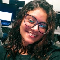 Julia Oliveira Franco