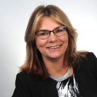 Annette Zacherson, Senior Associate