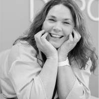 Sue Holm