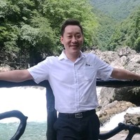 黄忠财