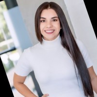 Karen Adriana Urrea Romero