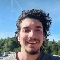 Γιώργος Καμαριάρης