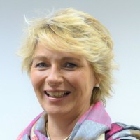 Scheuer Karola