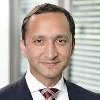 Dr. Siddhartha Schwenzer
