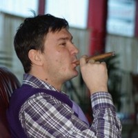 Роман Мельников