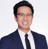 Stanley Yu, Eit