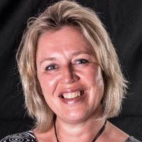 Elma Schonenberg