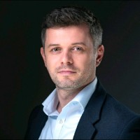 Alex Airinei