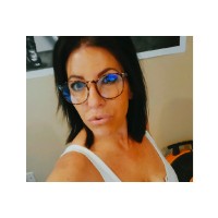 Nikki P.