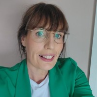 Laura Cahill