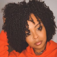 Vanessa Holmes