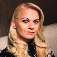 Henriett Harsanyi