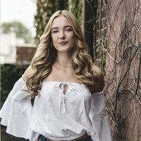 Alyssa Hull