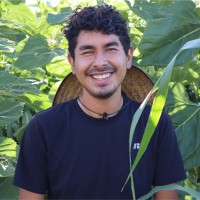Christopher De León