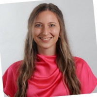 Ashley Livaccari, Mba
