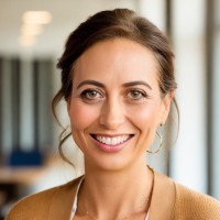 Nadia Popova de Coninck, CFA, CIIA